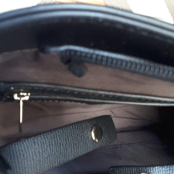 FAUX LEATHER 2 IN 1 BACKPACK & SMALL PURSE - Picture 6 of 9